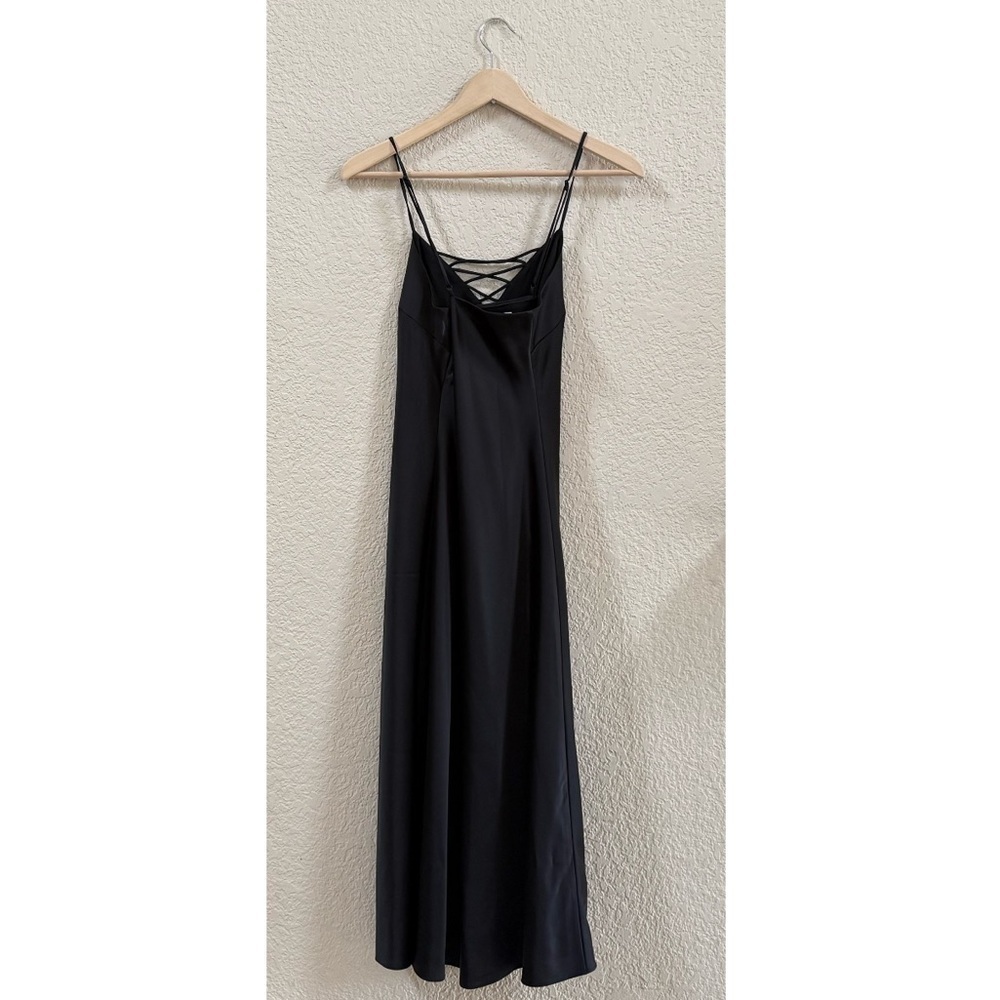 Good American Dress Satin Chemise Midi with Lace-Up Detail Chic Black Large - Picture 7 of 13